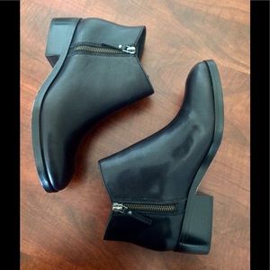 Cole Haan Leather Ankle Booties 😍✨