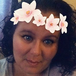 Meet your Posher, Dina