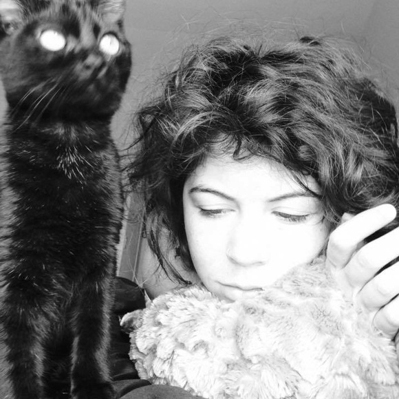 ✨ Meet your posher 🥂 - Picture 2 of 2