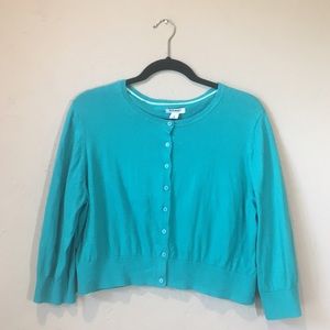 Cropped old navy sweater. Worn only a few times!
