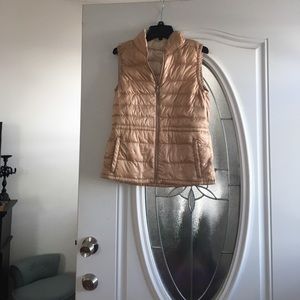 Uniqlo vest