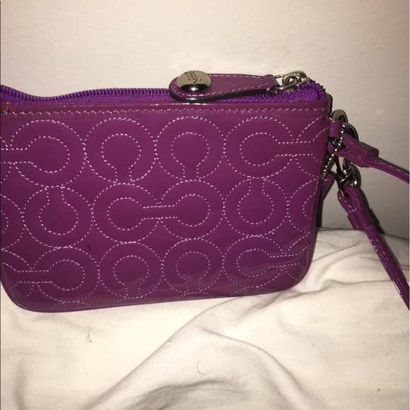 Coach wristlet - Picture 1 of 1