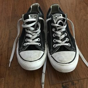 Black converse