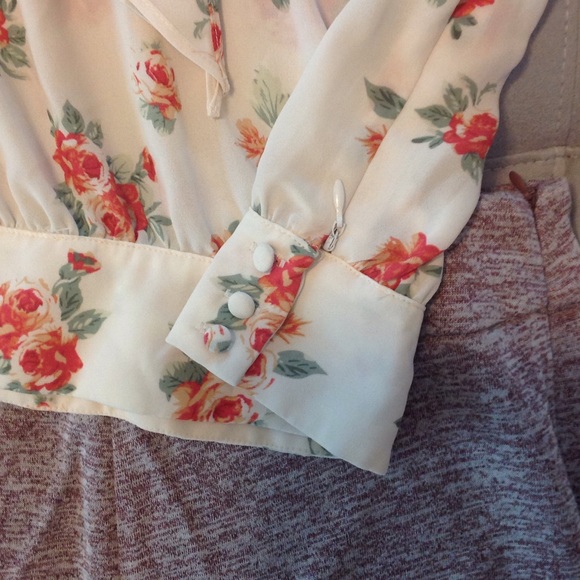 F21 floral crop top - Picture 2 of 2