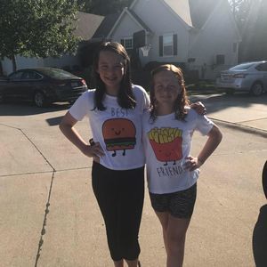 Meet your Posher, Mia