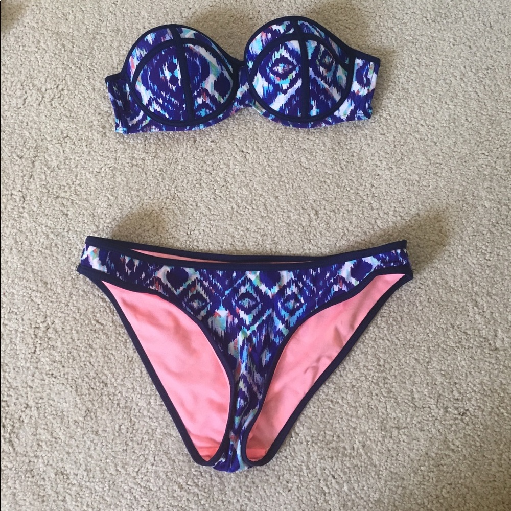 Bathing suit