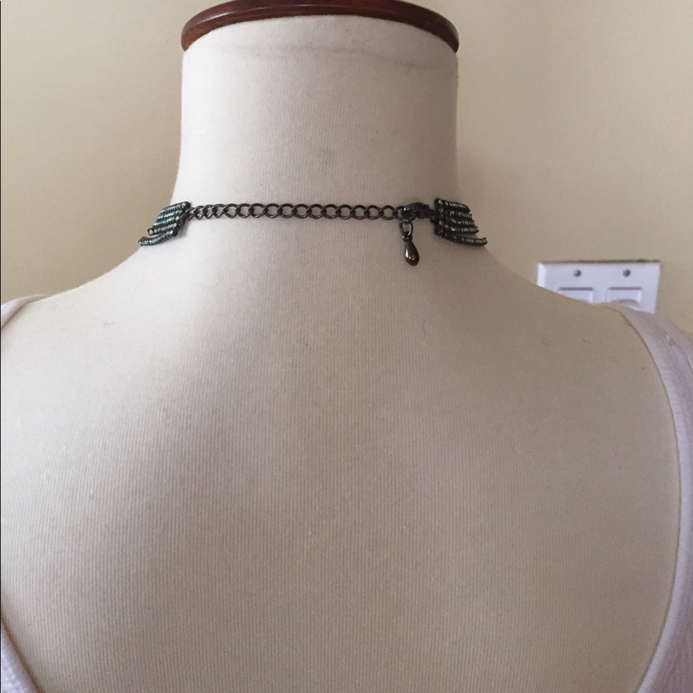 Choker - Picture 2 of 3