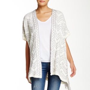 Romeo and Juliet Couture Zig Zag Cardigan