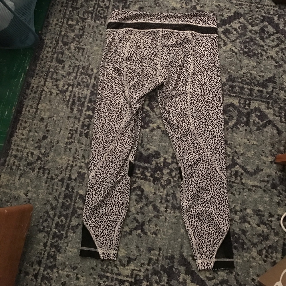 Lululemon leggings - Picture 2 of 3