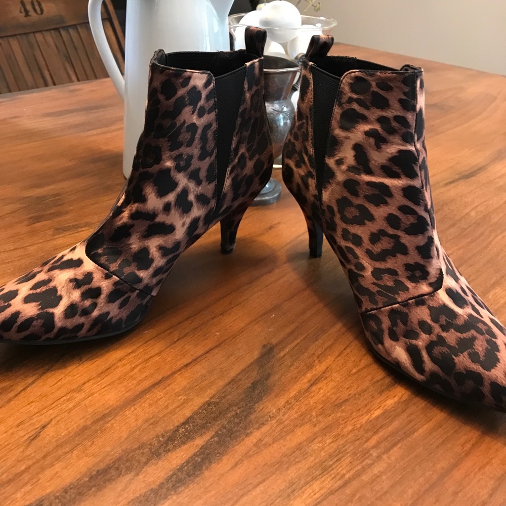 Leopard print booties