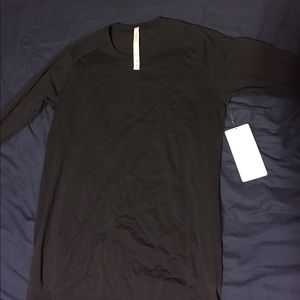 Lululemon Metal Vent Tech Thermal Crew
