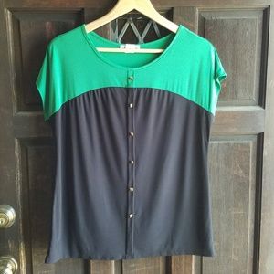 Green and Black light weight top size Large