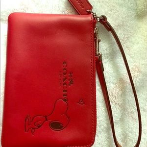 Coach X Limited Edition Red SNOOPY Wristlet