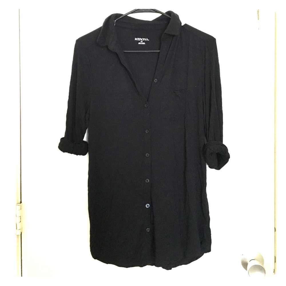 Comfy black button up shirt