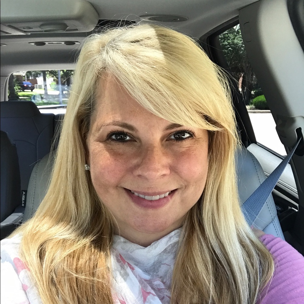 Meet your Posher, Debbie