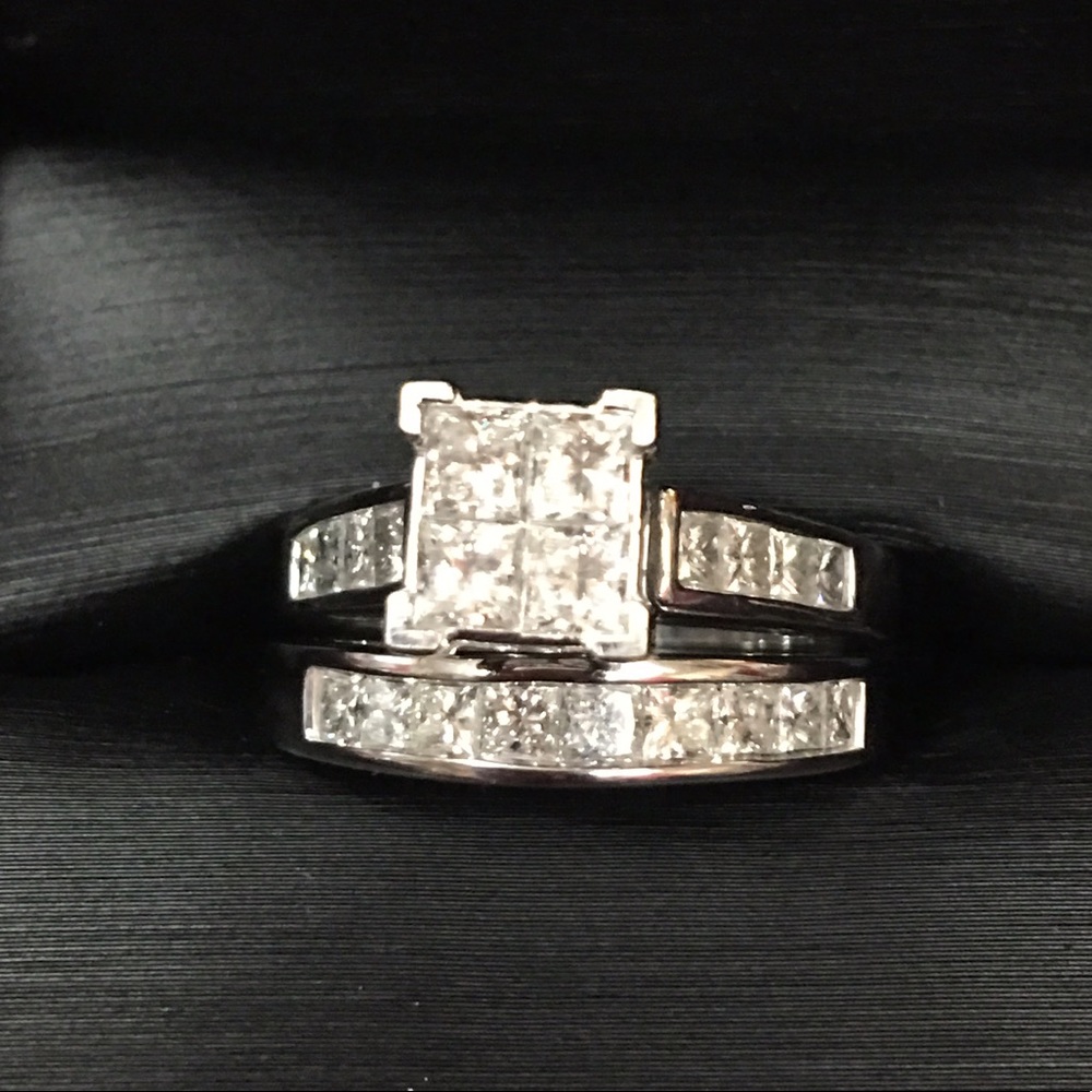 2 Ct Tw Diamond Engagement set!!