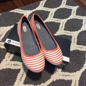 SALE!! Dr. Scholl's Memory Fit Foam Flats