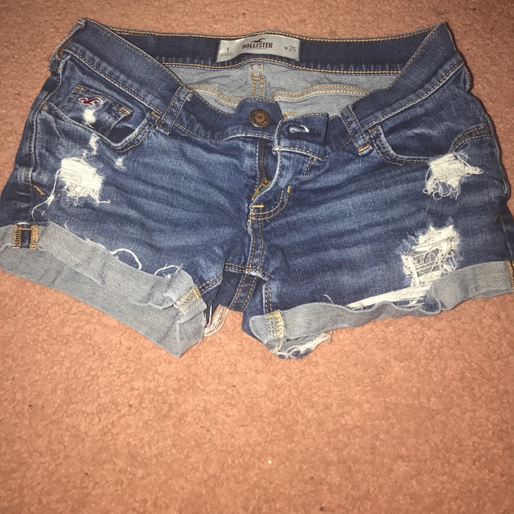 Hollister shorts size 1