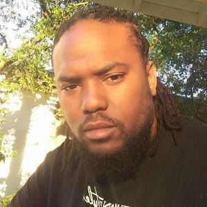 Meet your Posher, Louis