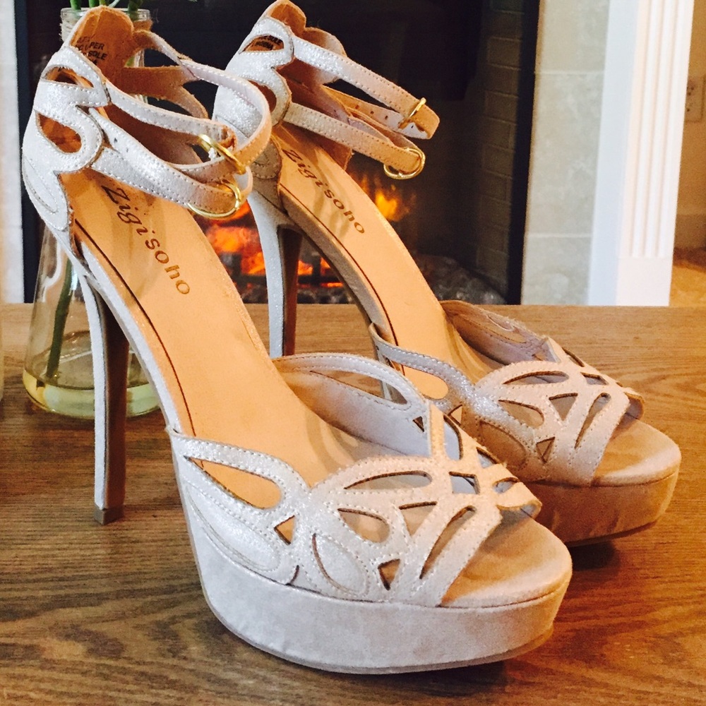 Moving Sale! Zigi Soho Double Ankle Strapped Heels