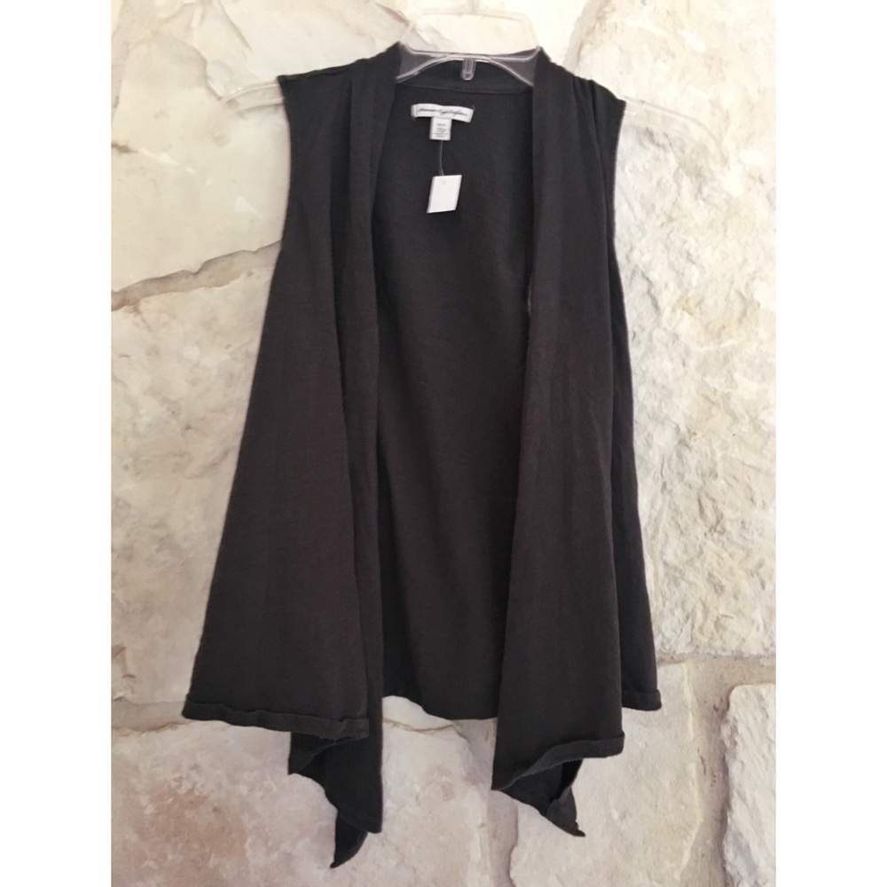 American Eagle Grey Cloth Vest