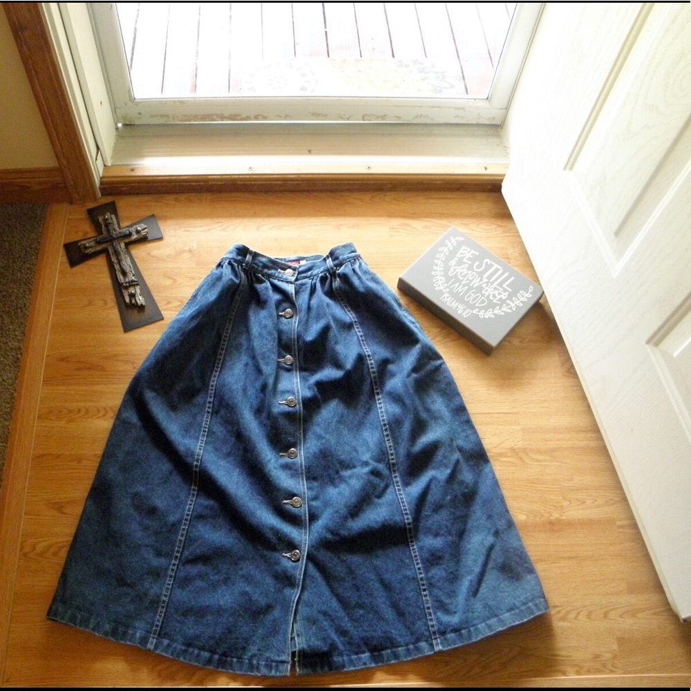 Sold!!!! Vintage BonJour high waist denim skirt - Picture 3 of 8
