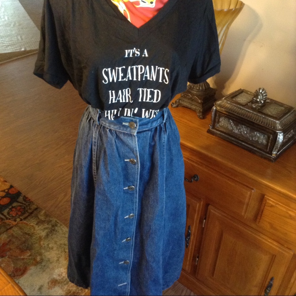 Sold!!!! Vintage BonJour high waist denim skirt - Picture 4 of 8