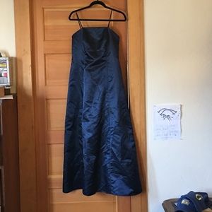 Size Medium Formal Navy Blue Dress