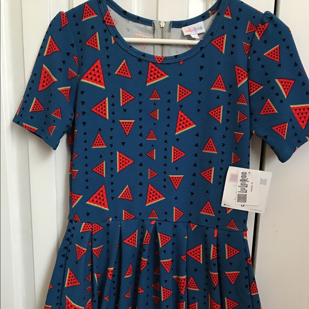 Small LuLaRoe Amelia! Vintage!