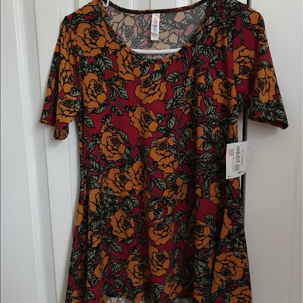 XS LuLaRoe Perfect T