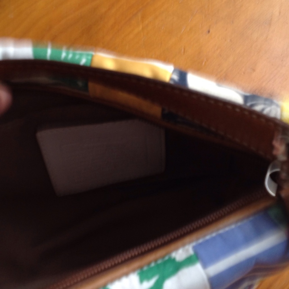 Coach Purse - Picture 3 of 3