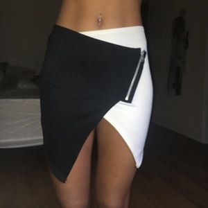 MISSGUIDED Wrap Skirt SIZE US 2