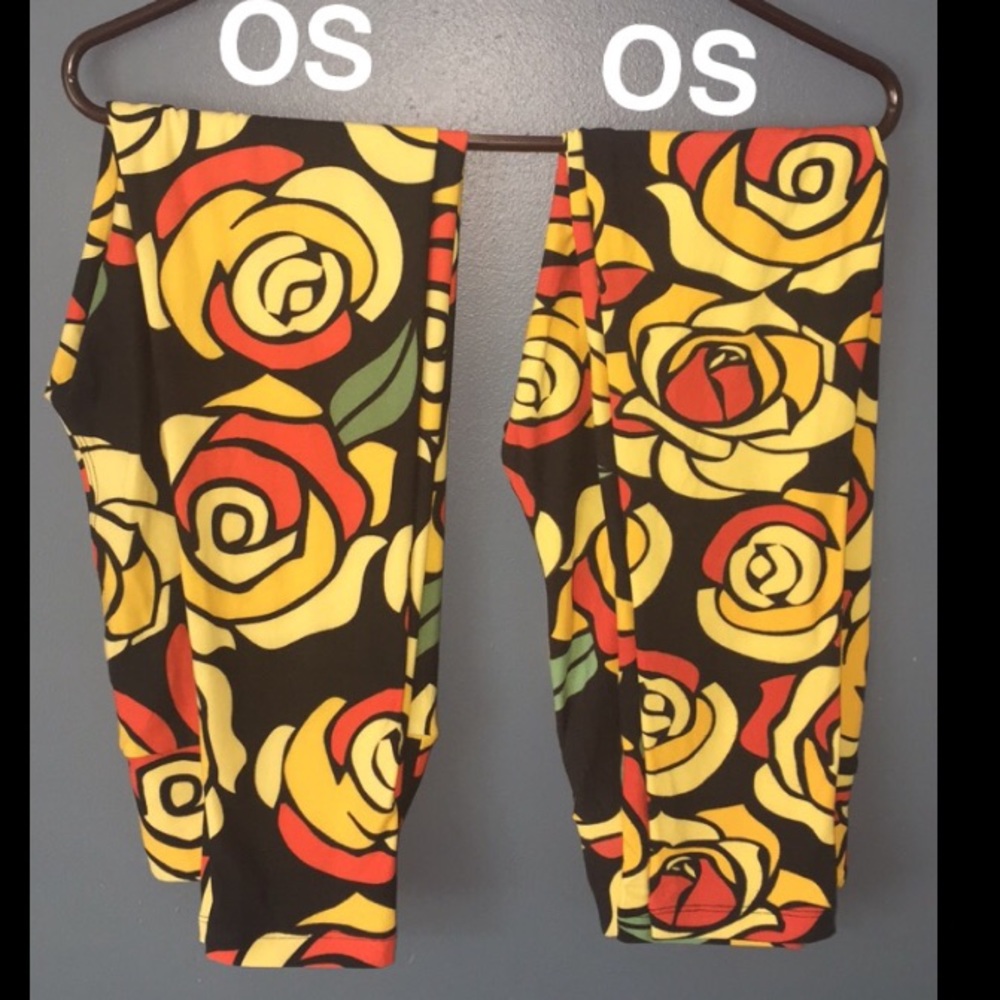 ONE pair of LLR OS leggings - roses