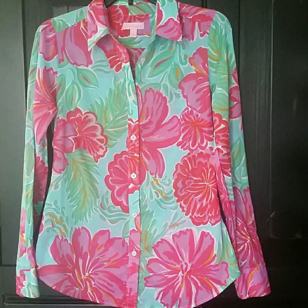 Lilly Pulitzer collared shirt sz 6