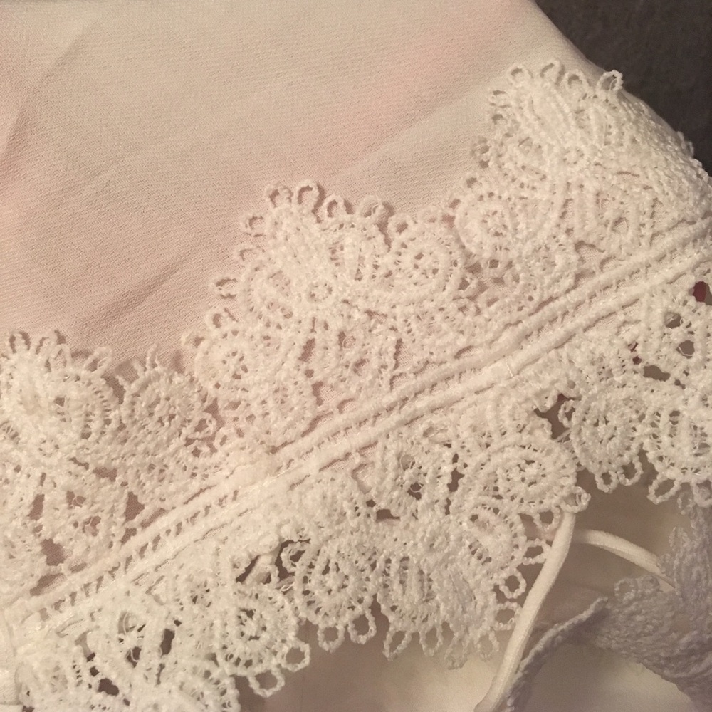  Plunge Lace Criss Cross Top - Picture 2 of 4