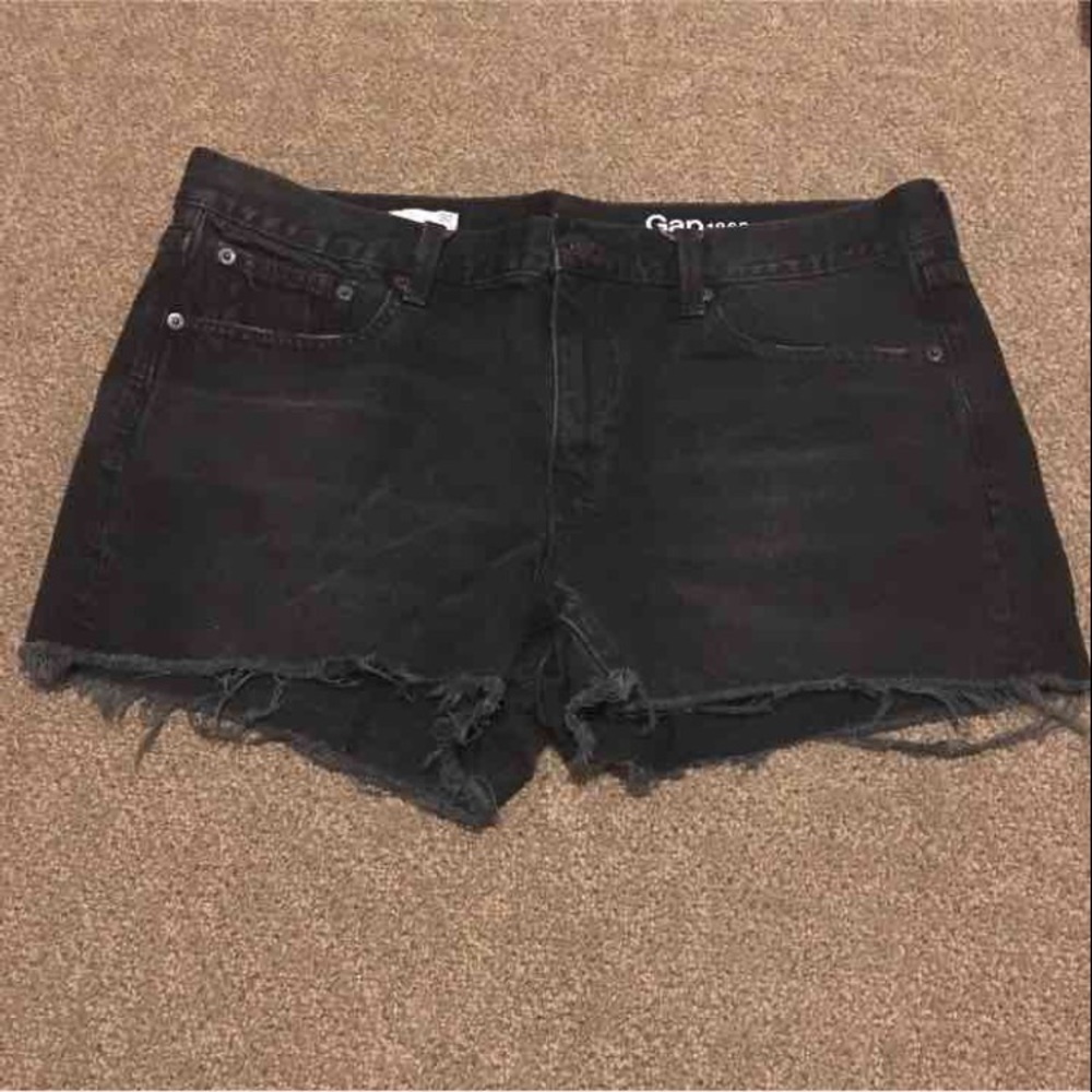 Gap Shorts