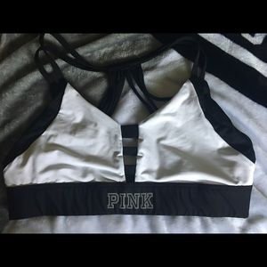 Vs pink sports bra