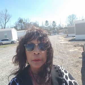 Meet your Posher, Clara