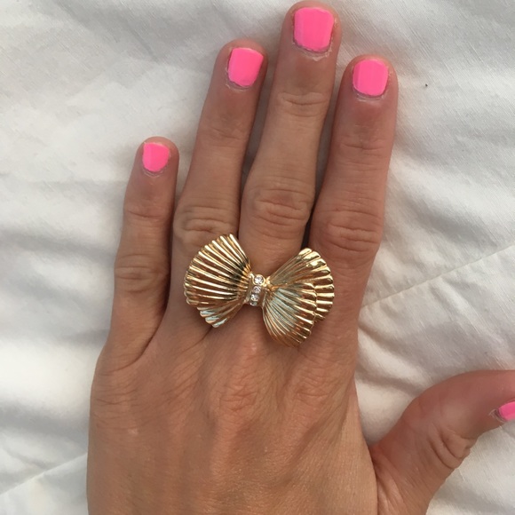 Lilly Pulitzer Bow Stretch Ring - Picture 2 of 3