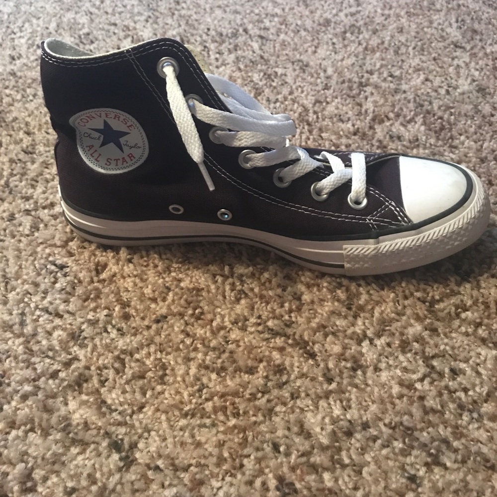 Converse All ⭐️. "Wore Once" Size 8, WOMENS