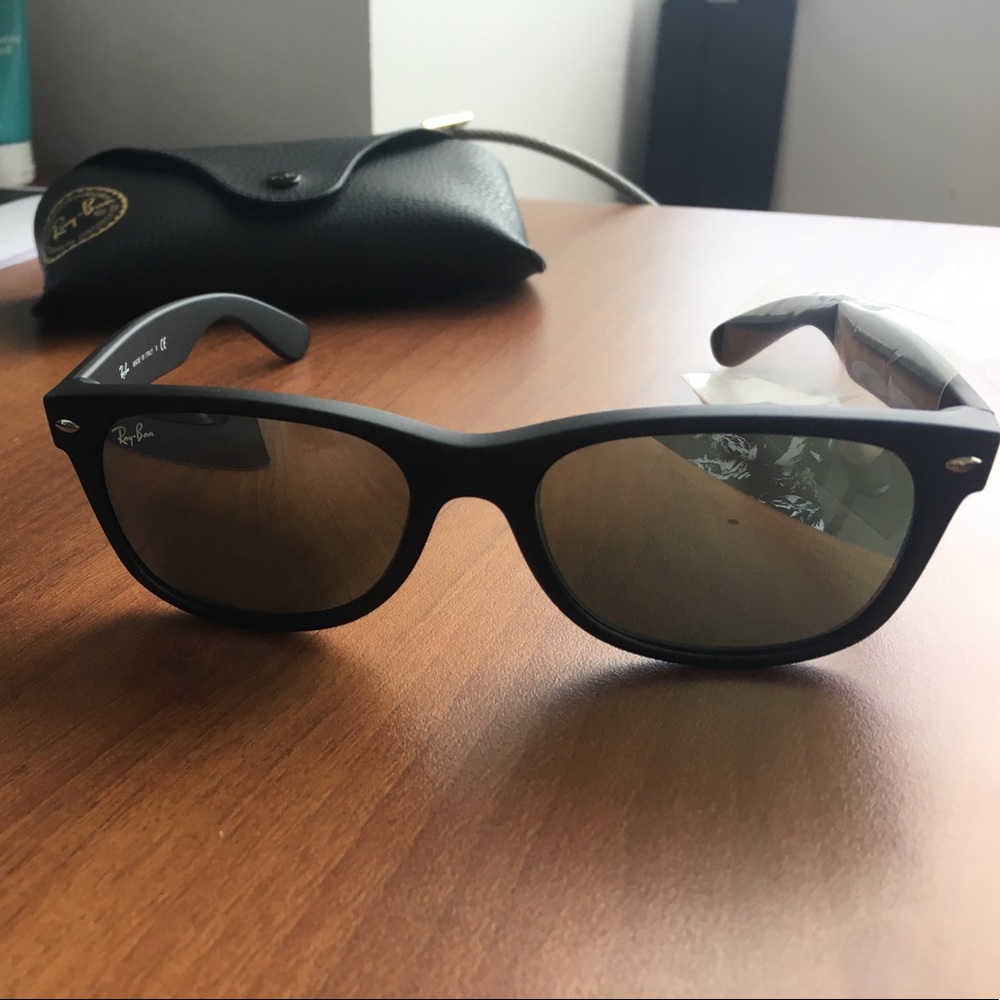 RAY-BANS: brand new, never been worn!