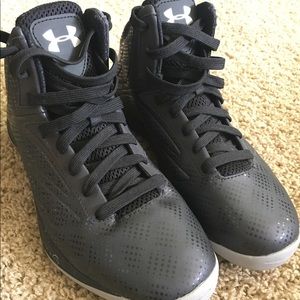 Brand new UA basketball shoes