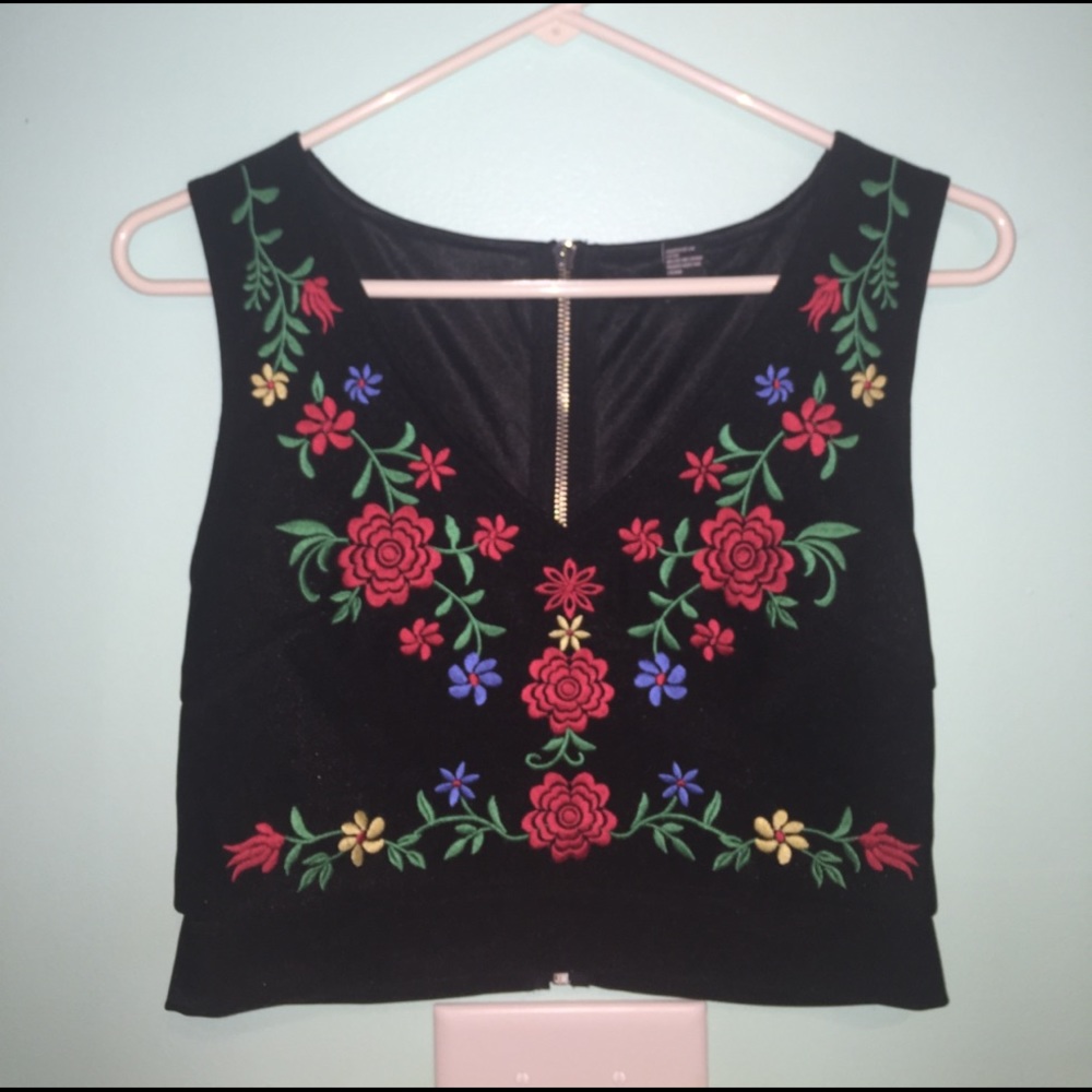 Follower embroidered crop top.