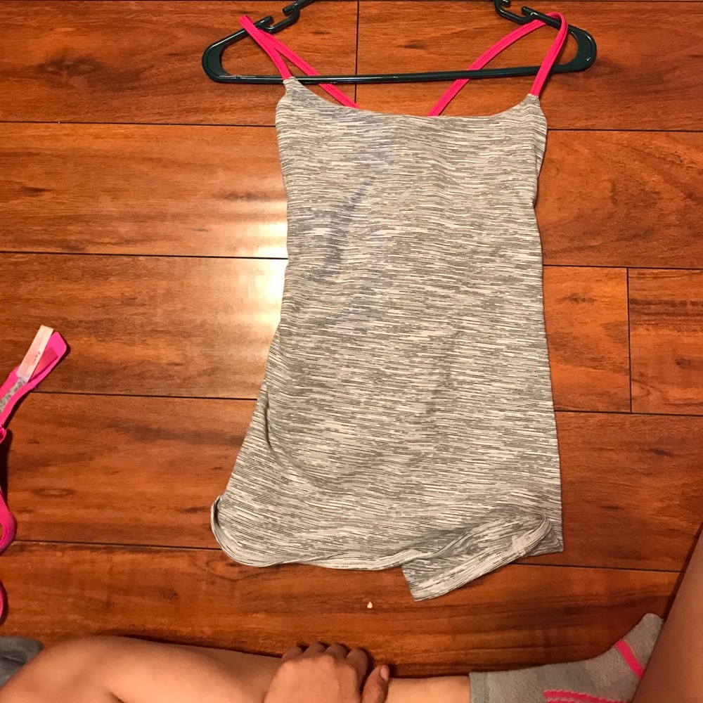 Lululemon Top size 6