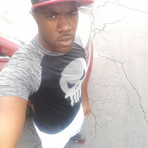 Meet your Posher, Quinton