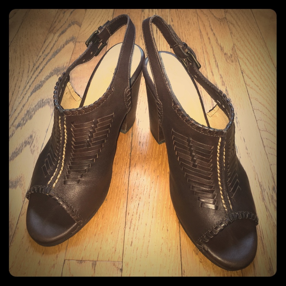 🎊ON SALE🎊Frye Peep toe sling backs