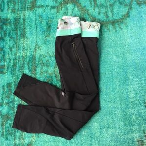 LULULEMON never worn cropped leggings