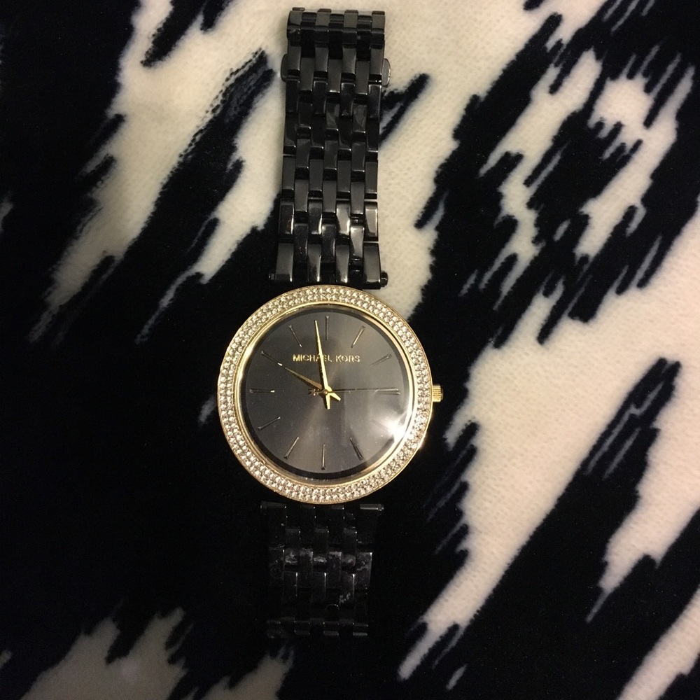 michael kors watch!!