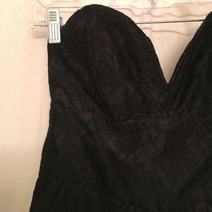 Guess strapless black lace dress