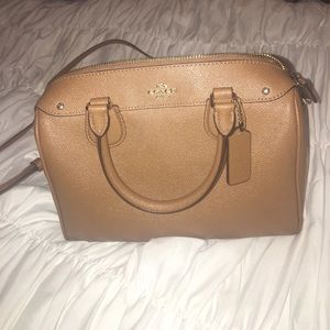 brown coach purse